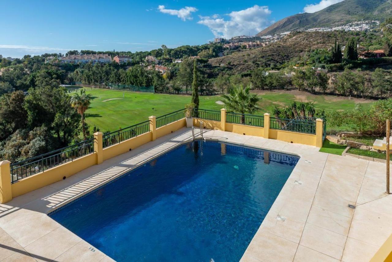 Fabulous Golf Front Apartment With Pool And Seaview Benalmadena Ngoại thất bức ảnh