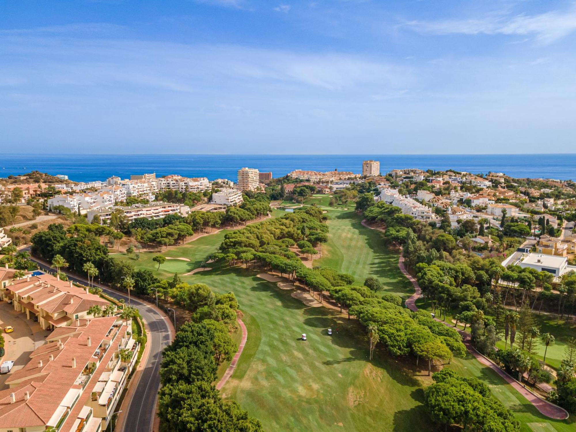 Fabulous Golf Front Apartment With Pool And Seaview Benalmadena Ngoại thất bức ảnh